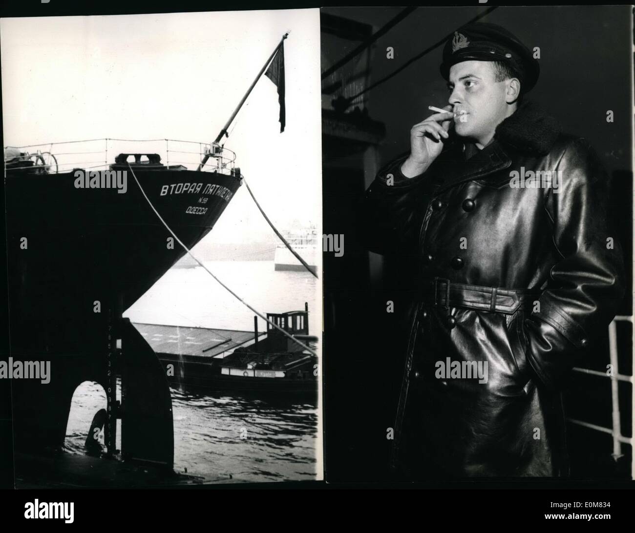 Il 12 Dic. 1953 - nella foto è il soviet nave mercantile Pyatiletka Vteraya. Esso è raffigurato ancorato nel Europe-Quay ad Amburgo per questo tempo di abeti. Frate russo Piotr Timofei - monaco eremita. Controversia Foto Stock
