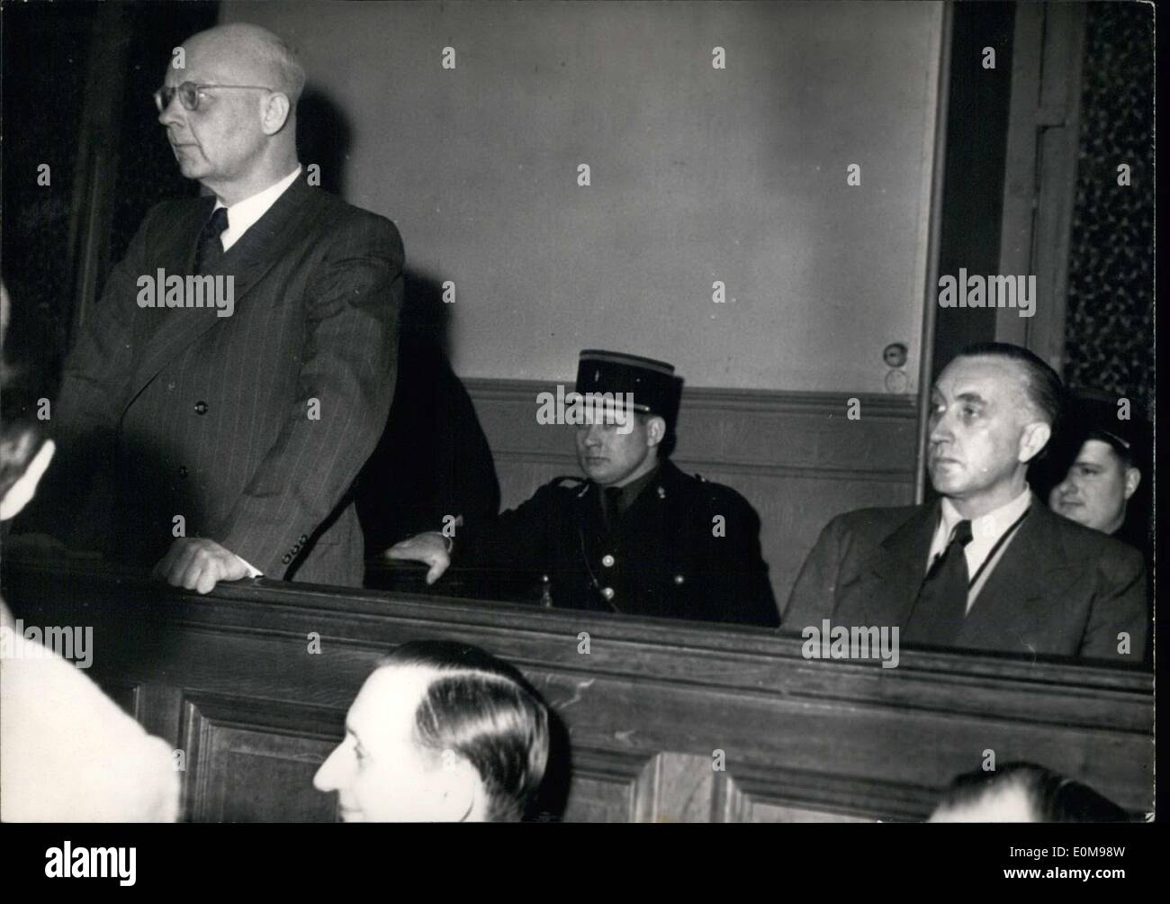 Febbraio 12, 1954 - Dr Knochen a procedere contro AG Oberg Foto Stock