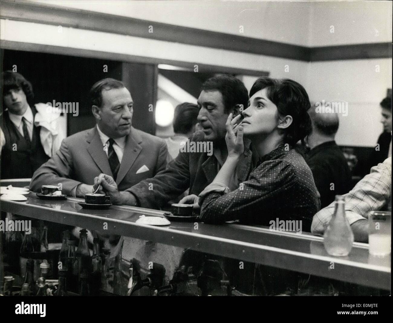 Sett. 09, 1955 - Anthony Quinn nel nuovo film: Anthony Quinn stelle in un nuovo film ''venticinquesima ora'' ora fatto a Parigi. Mostra fotografica Foto Stock