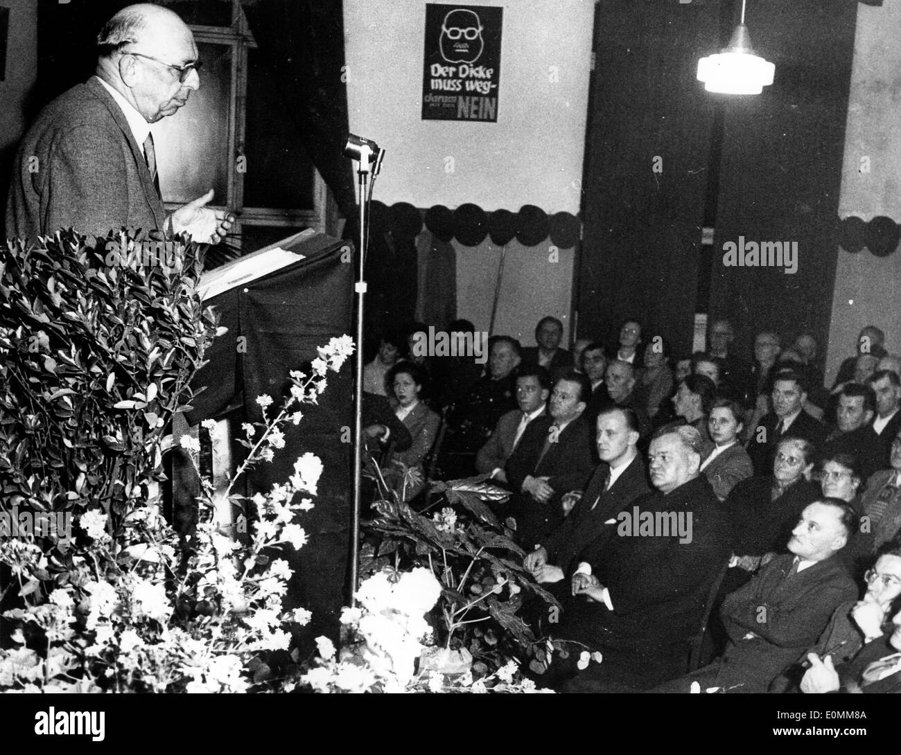 Oct 20, 1955; Londra, Regno Unito; la dott.ssa NEX presidente del partito cristiano democratico. Foto Stock