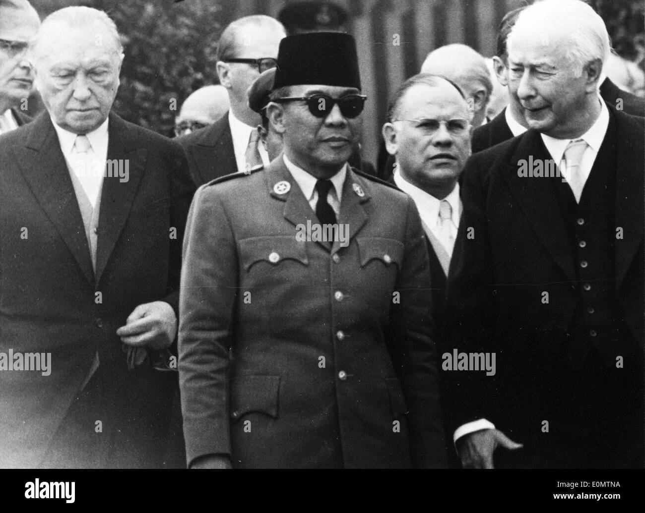 Presidente Sukarno visiti il dottor Konrad Adenauer Foto Stock