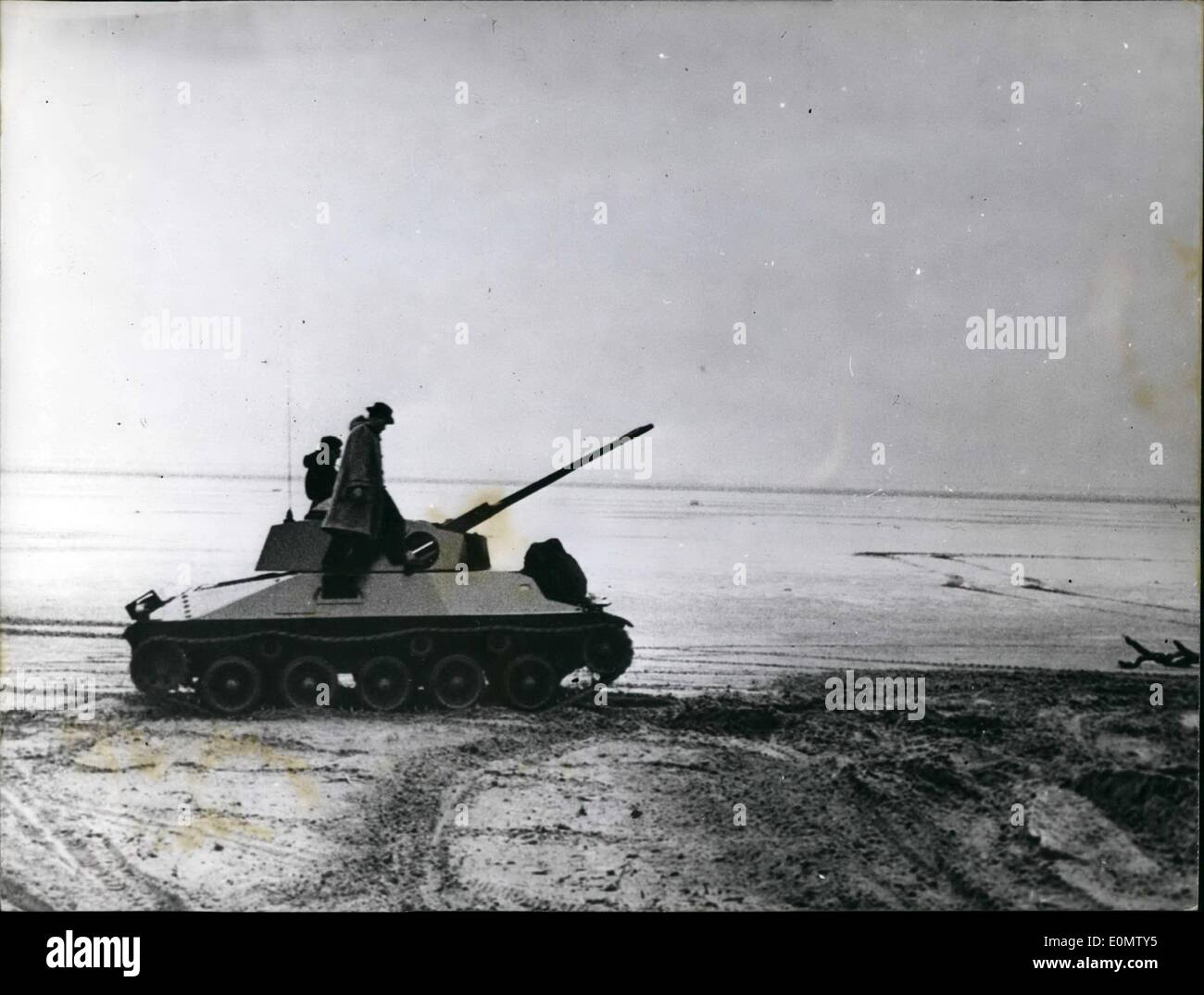 Sett. 09, 1956 - Serbatoi per le forze armate tedesche: Dopo questo modello di un ''Hispane - Suize - Serbatoio'' le vasche per le forze armate tedesche divennero costruito. Date tecniche sono ancora segreto. Foto Stock