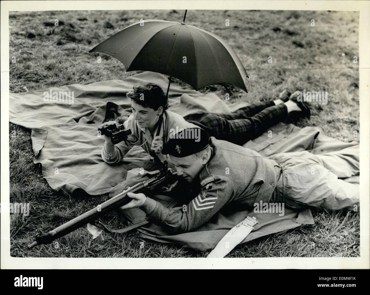 Lug. 07, 1956 - Le riprese a Bisley. Il 87th. Riunione annuale della National Rifle Association, ha iniziato oggi a Bisley. keystone Foto Stock