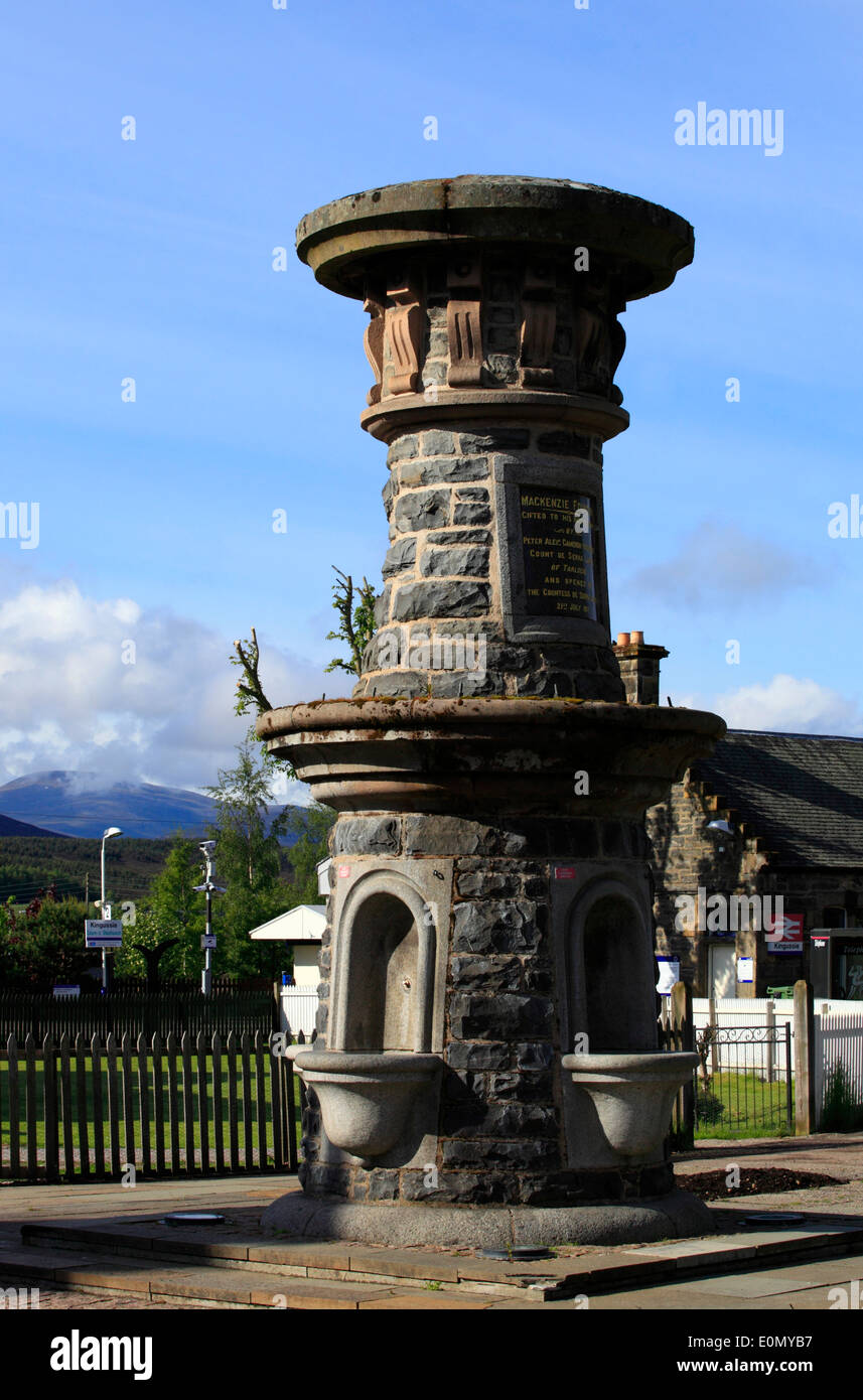 La MacKenzie fontanella a Kingussie, altopiani, Scozia, Europa Foto Stock