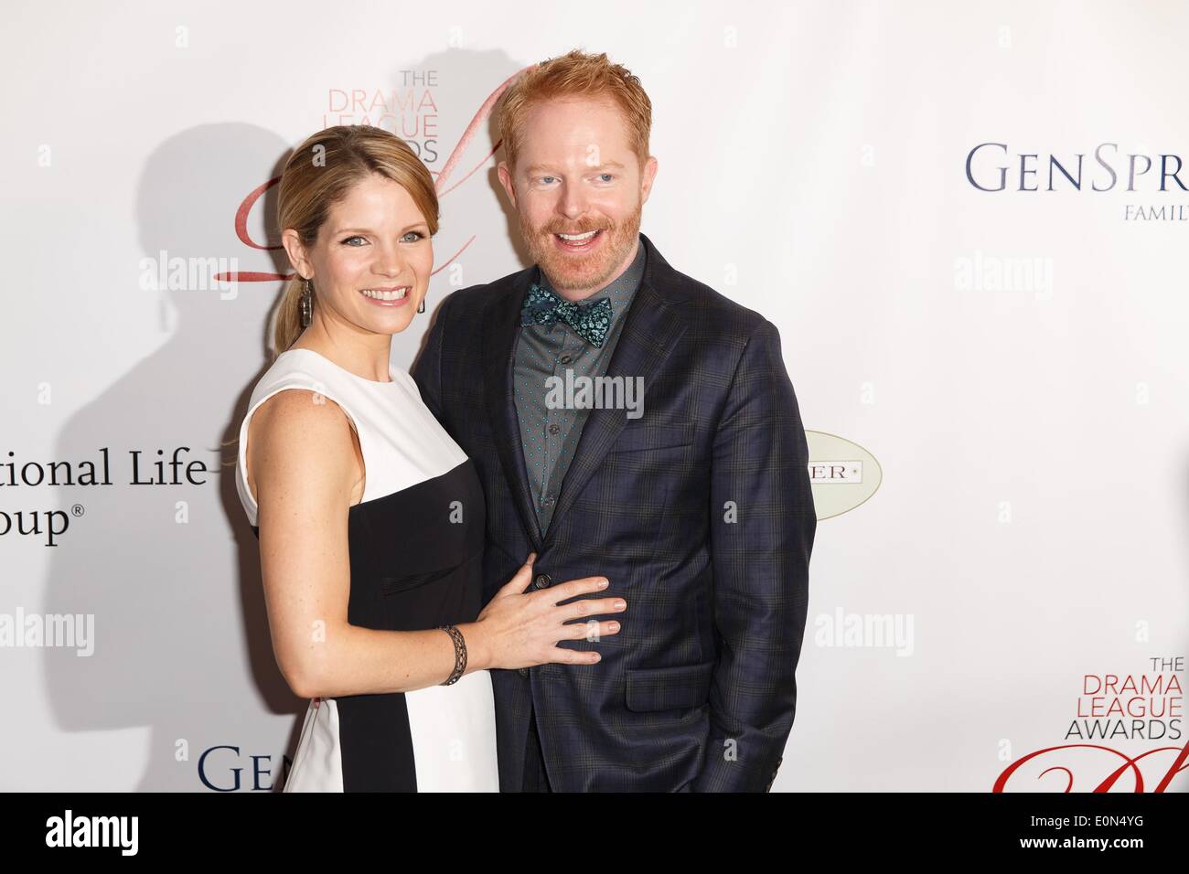 New York, NY, STATI UNITI D'AMERICA. 16 Maggio, 2014. Kelli O'Hara, Jesse Tyler Ferguson presso gli arrivi per l'ottantesimo dramma annuale classifica alla cerimonia di premiazione e pranzo, il Marriott Marquis Times Square, New York, NY Maggio 16, 2014. Foto di: Jason Smith/Everett raccolta credito: Everett Collection Inc/Alamy Live News Foto Stock