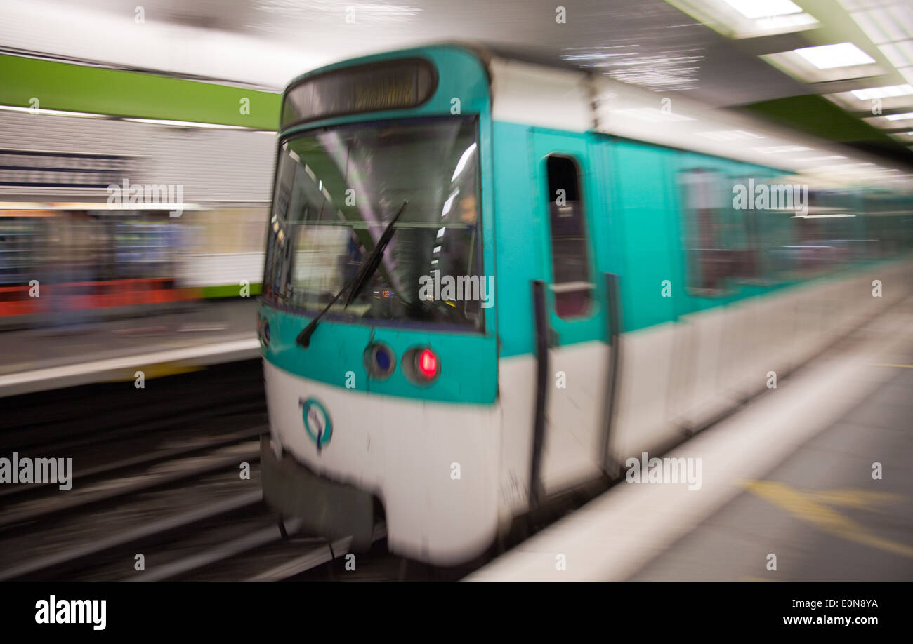 La metropolitana di Parigi, Frankreich - Metro, Francia, Parigi Foto Stock