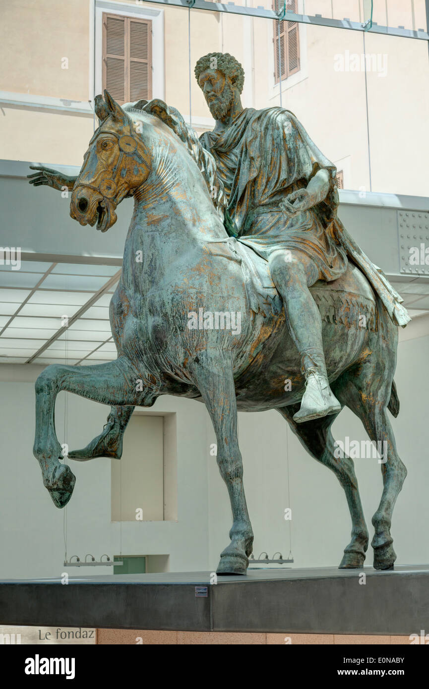Statua equestre di Marco Aurelio, Musei Capitolini di Roma, Italia Foto Stock