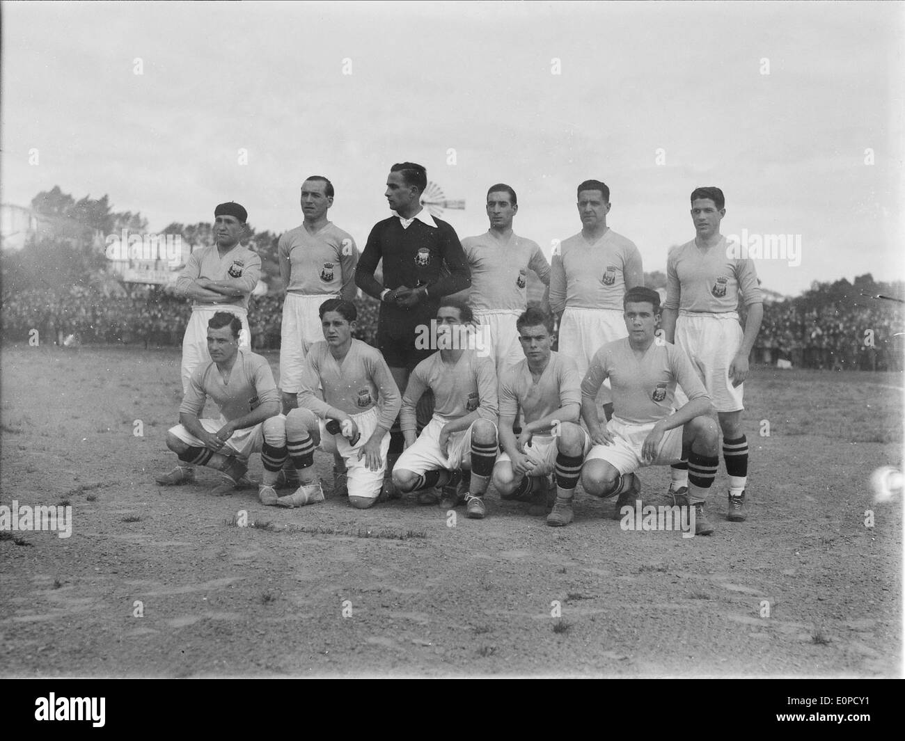 L'Equipa de Futebol di Lisbona si riferisce alla squadra di calcio che rappresenta la città, che è stata una parte significativa della cultura sportiva del Portogallo. La squadra gareggia in competizioni calcistiche nazionali e internazionali, attirando una grande base di fan e contribuendo alla storia sportiva della città. Foto Stock