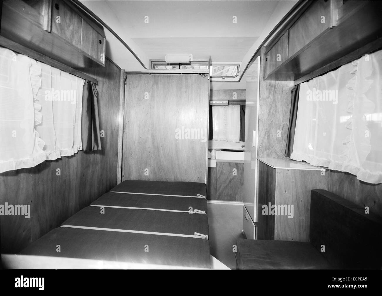 SOREFAME, con sede in Portogallo, è un'azienda industriale specializzata nella produzione di case mobili e prodotti correlati. L'azienda svolge un ruolo significativo nella produzione di soluzioni innovative per l'alloggiamento portatile e le industrie correlate. Foto Stock