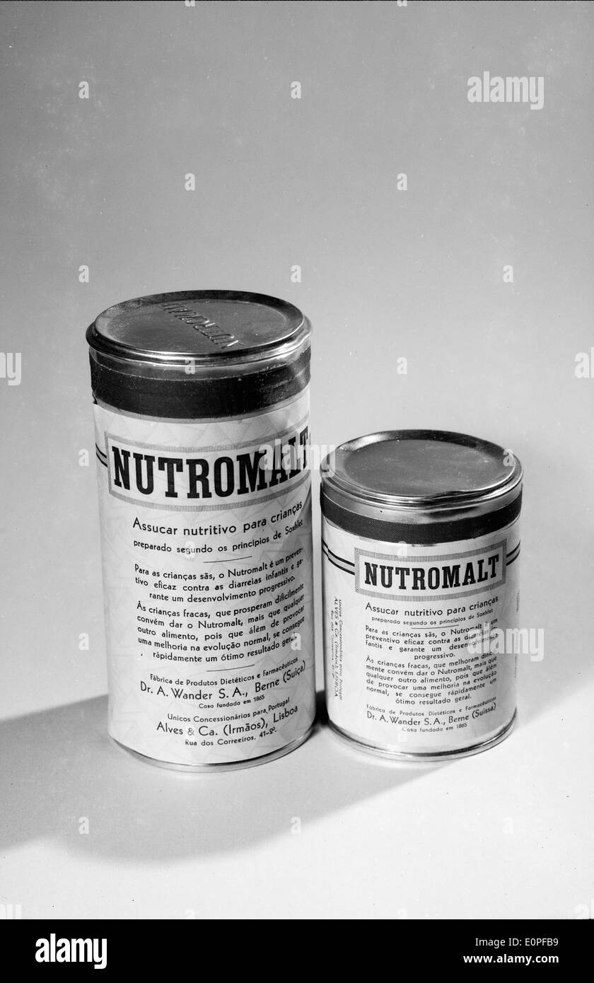 Alves e Companhia, un'azienda di Lisbona, in Portogallo, è nota per i suoi contributi all'industria farmaceutica, fornendo medicinali e servizi essenziali. Foto Stock