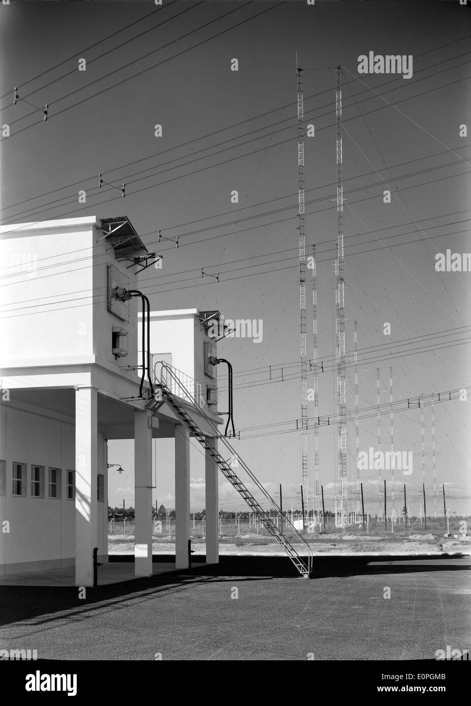 RARET è una struttura di trasmissione radio situata a Salvaterra de Magos, Portogallo, associata a radio Free Europe e alla sua portata globale. Ha giocato un ruolo nella trasmissione in Europa orientale e oltre durante la guerra fredda. Foto Stock