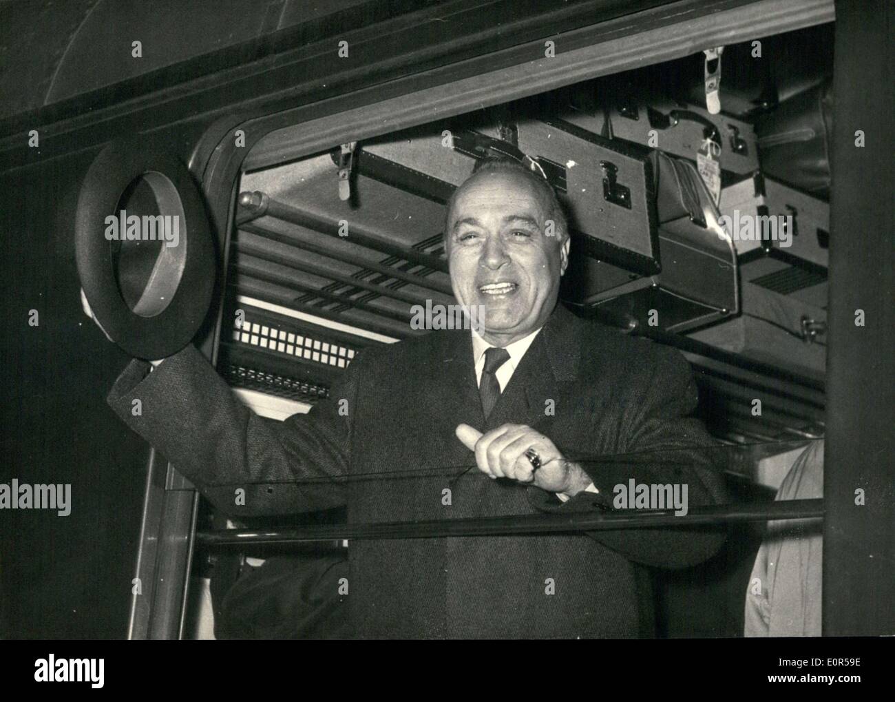 Mar 16, 1958 - Charles Boyer a Parigi Foto Stock