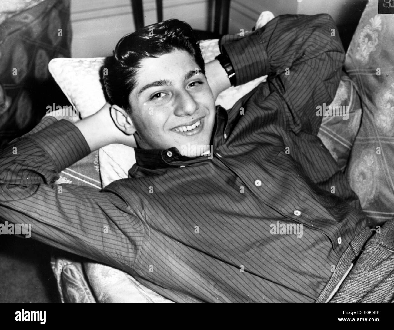 Cantante Paul Anka di relax presso il Savoy Hotel Foto Stock