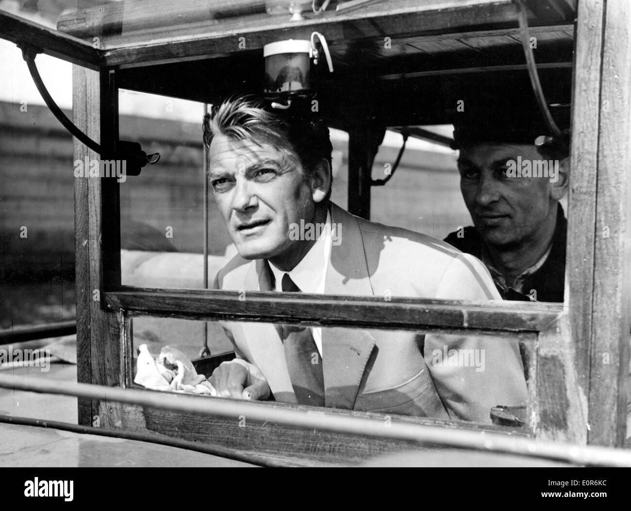 Attore Jean Marais in una scena di uno dei suoi film Foto Stock