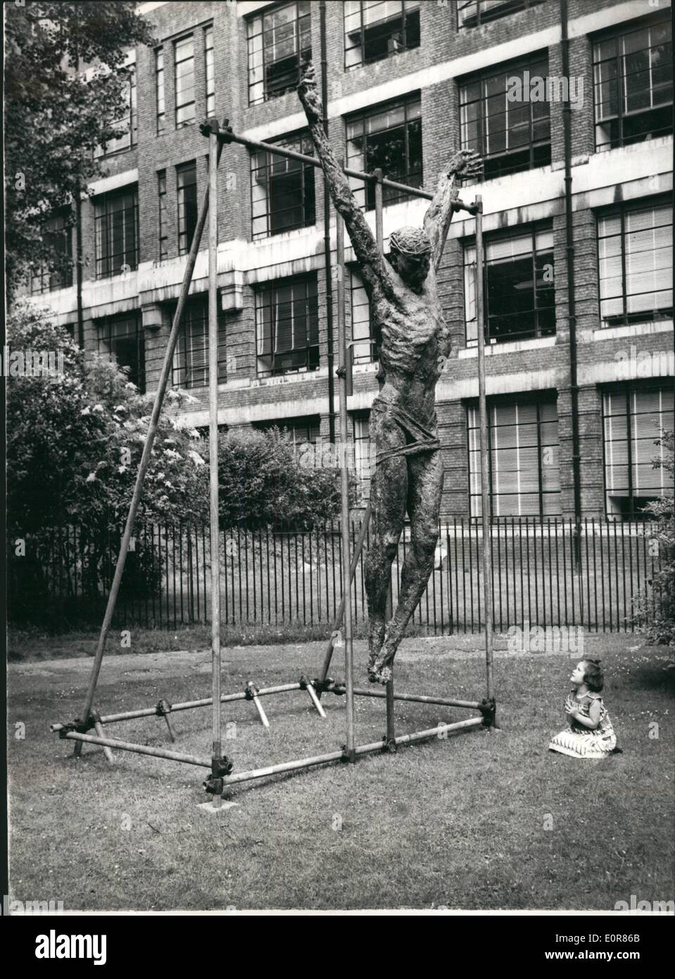 Lug. 07, 1958 - Open-Air mostra di scultura.: un open-air mostra di scultura da recente scultura del Royal College Foto Stock