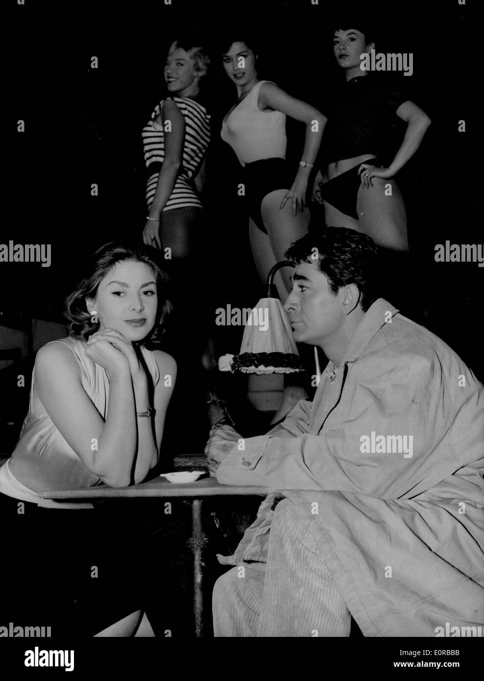 Attori Eleonora Rossi Drago e JeanClaude Pascal costar in un film Foto Stock