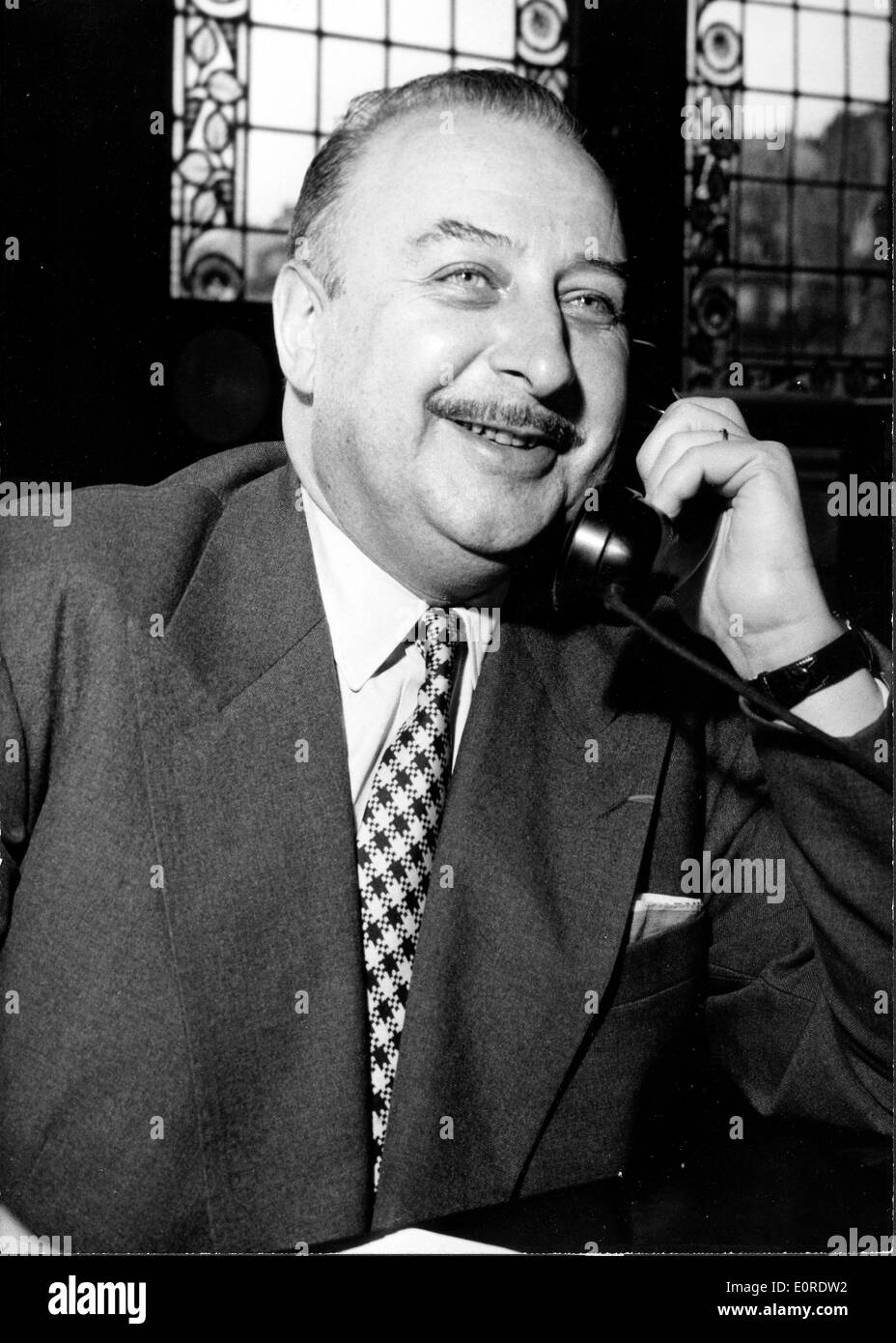 Mar 24, 1959 - Parigi, Francia - File (foto) il dottor Pierre DEVRAIGNE il giorno è stato eletto presidente del consiglio comunale Foto Stock