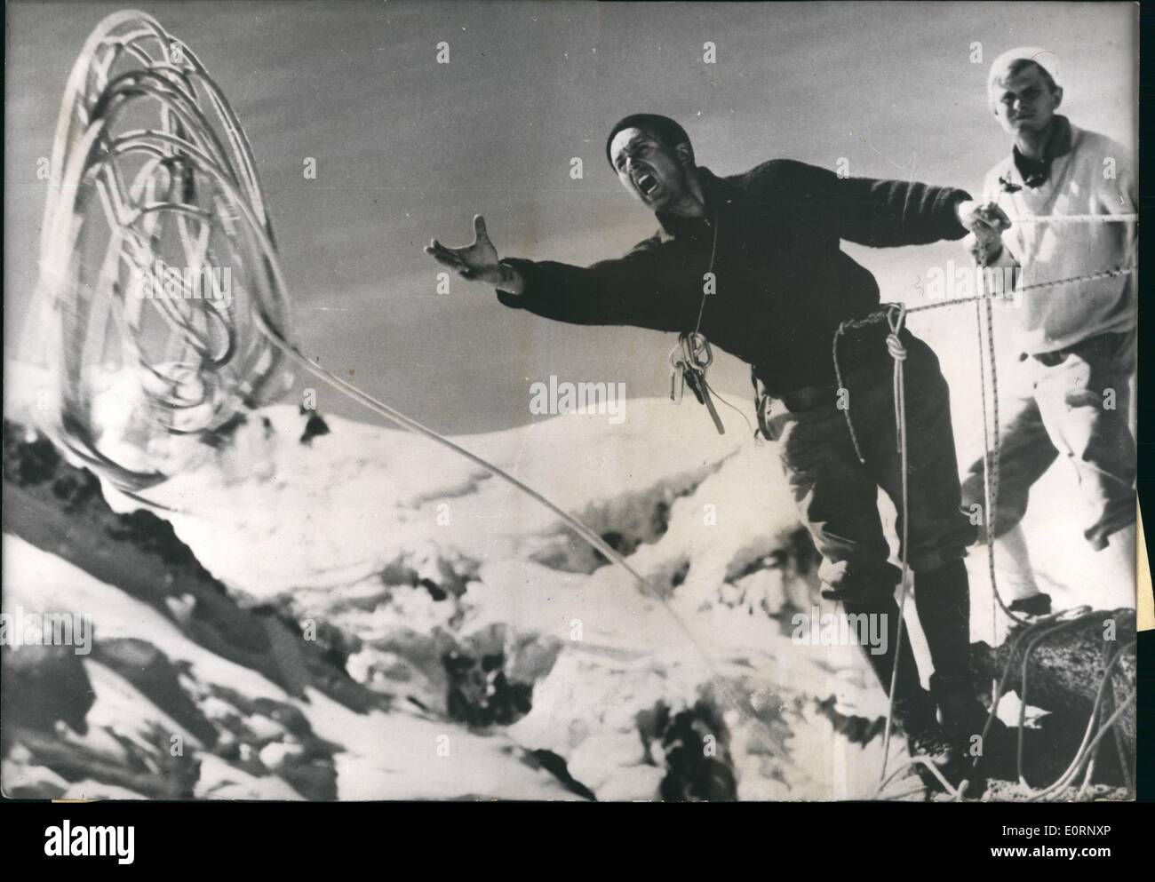 Febbraio 02, 1960 - ''Stelle di Misday'': Lionel Terray, Roger Blin, Pierre Rouseau e Pierre Danny sono protagonisti nel nuovo film di Foto Stock