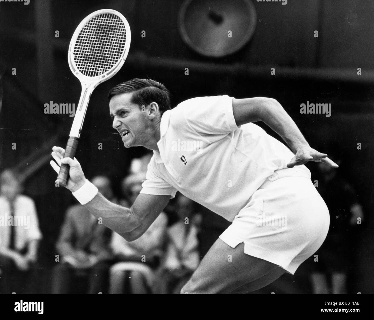 Giocatore di Tennis Roy Emerson durante una partita Foto Stock