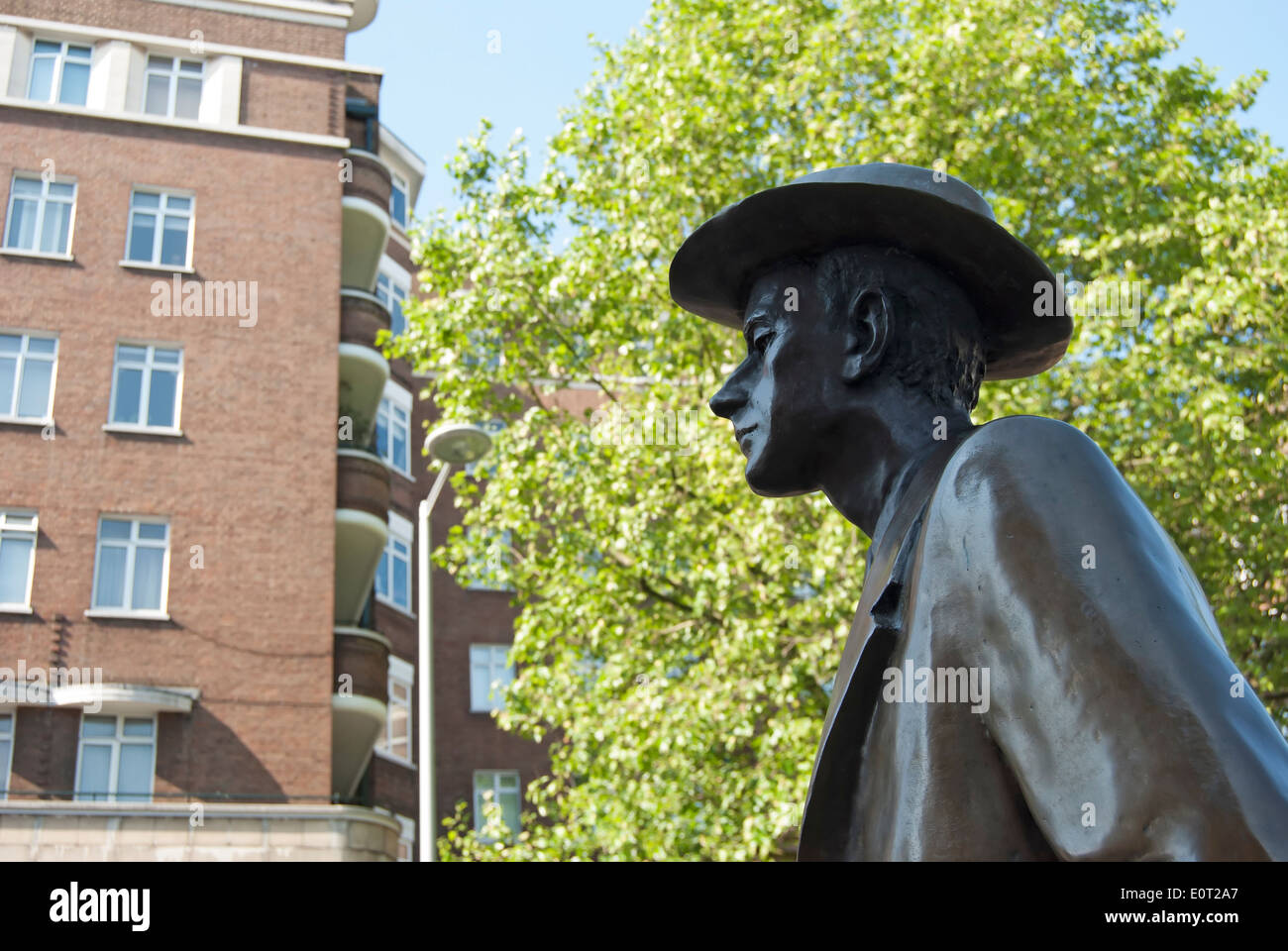 Dettaglio dello scultore Imre Varga della statua del compositore ungherese Bela Bartok, South Kensington, Londra, Inghilterra Foto Stock