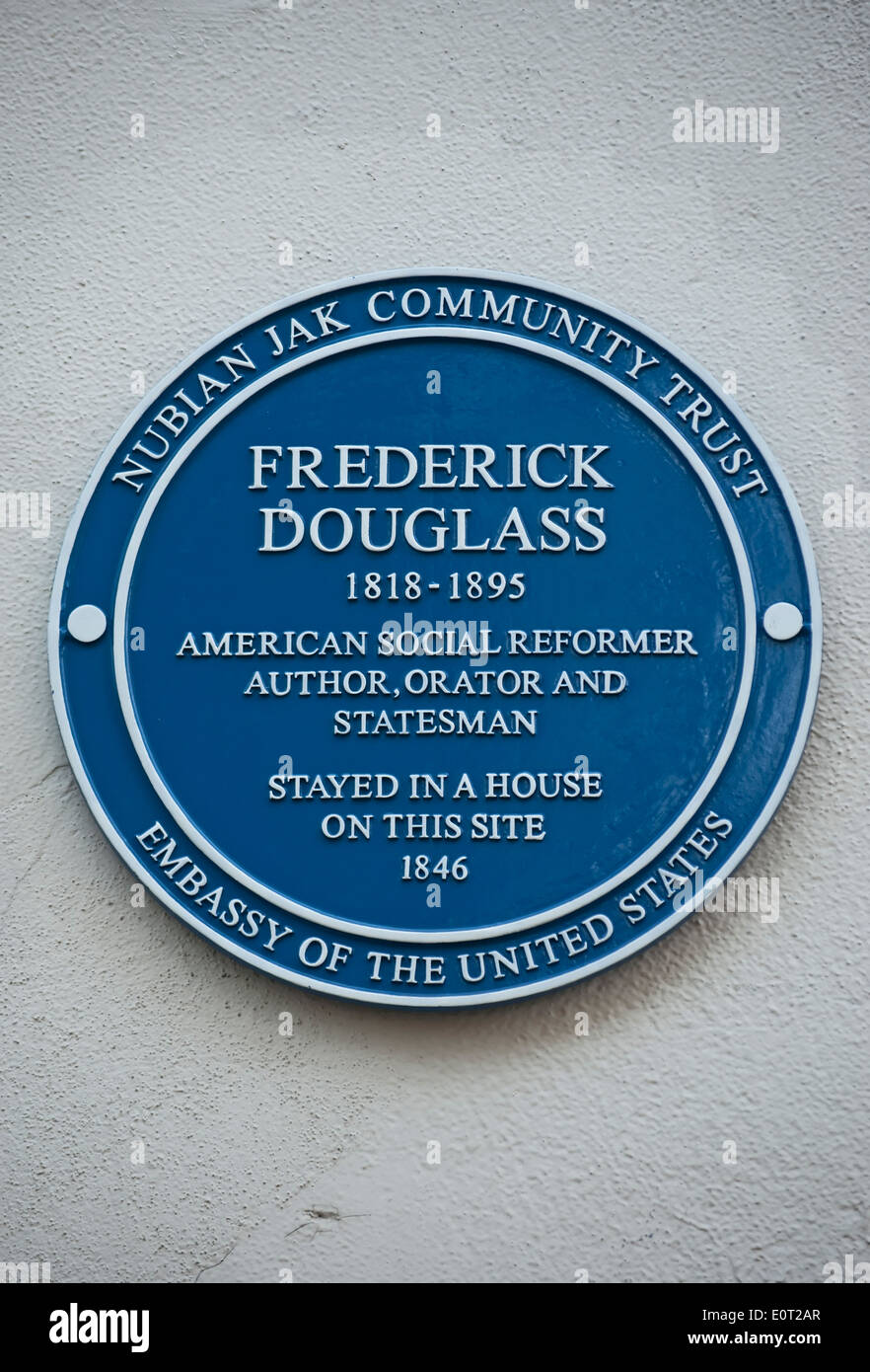 Nubian jak targa blu segnando un home di american reformer e statista Frederick Douglass, a Chelsea, Londra, Inghilterra Foto Stock
