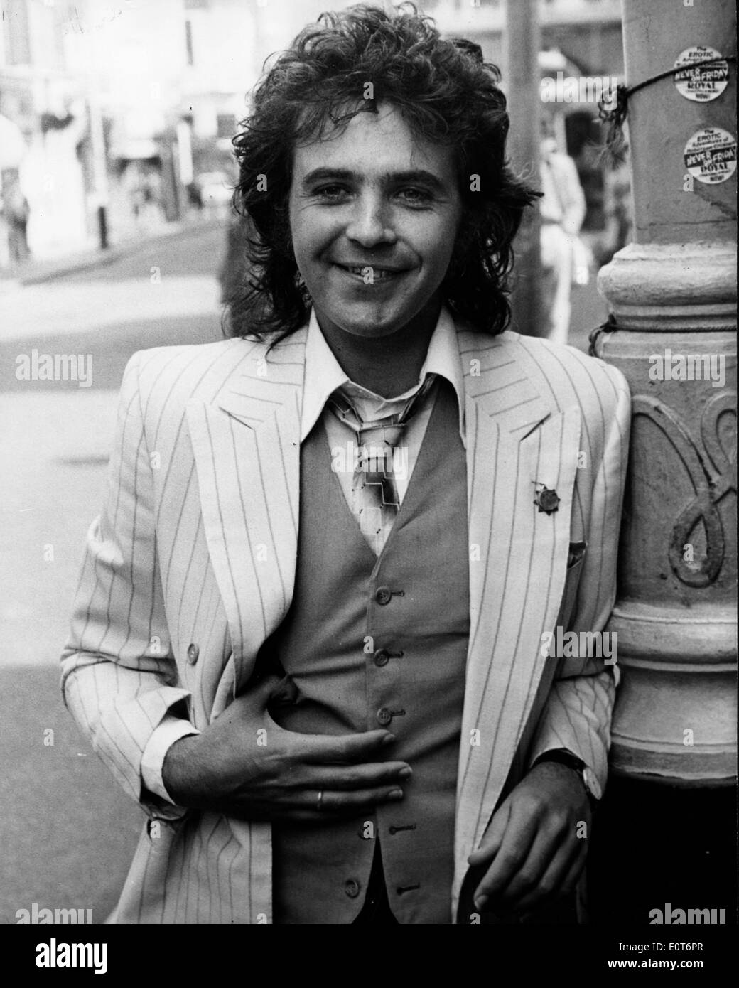 Ritratto di David Essex in un vestito Foto Stock