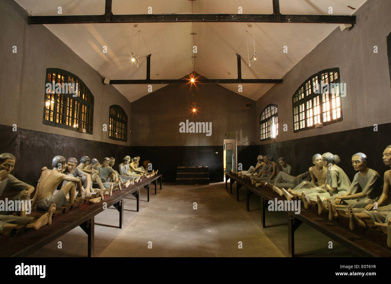 Ricreazione di crudele condizioni in Hoa Lo Prison Museum di Hanoi. Foto Stock