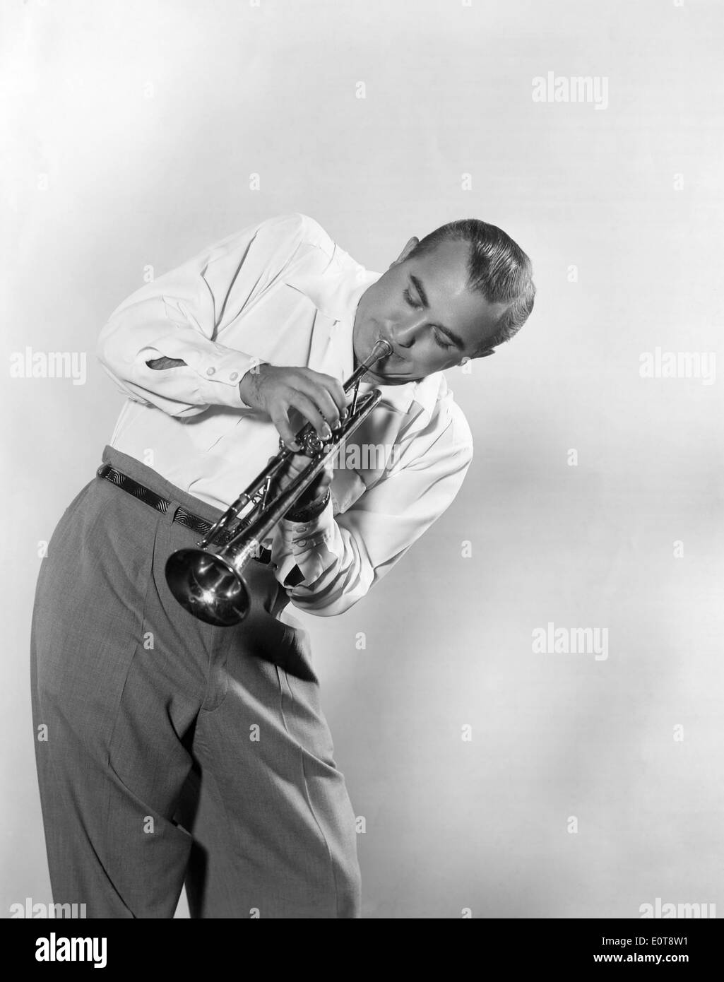 Ralph Marterie, Big-Band Leader, Ritratto suonare la tromba, circa 1950 Foto Stock