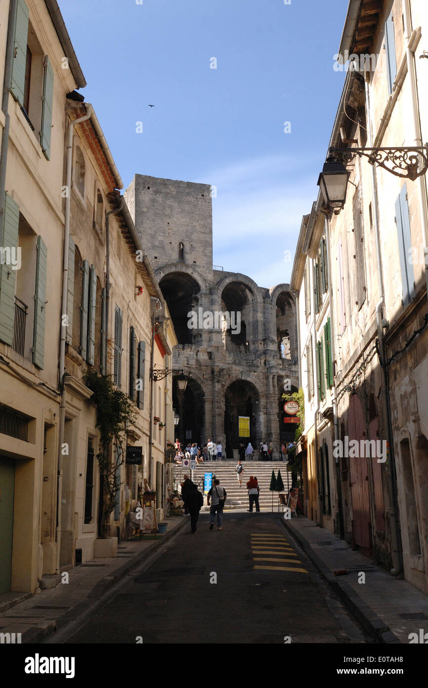 Una bellissima vista sull'amphiteathre romana di Arles in Provenza Foto Stock
