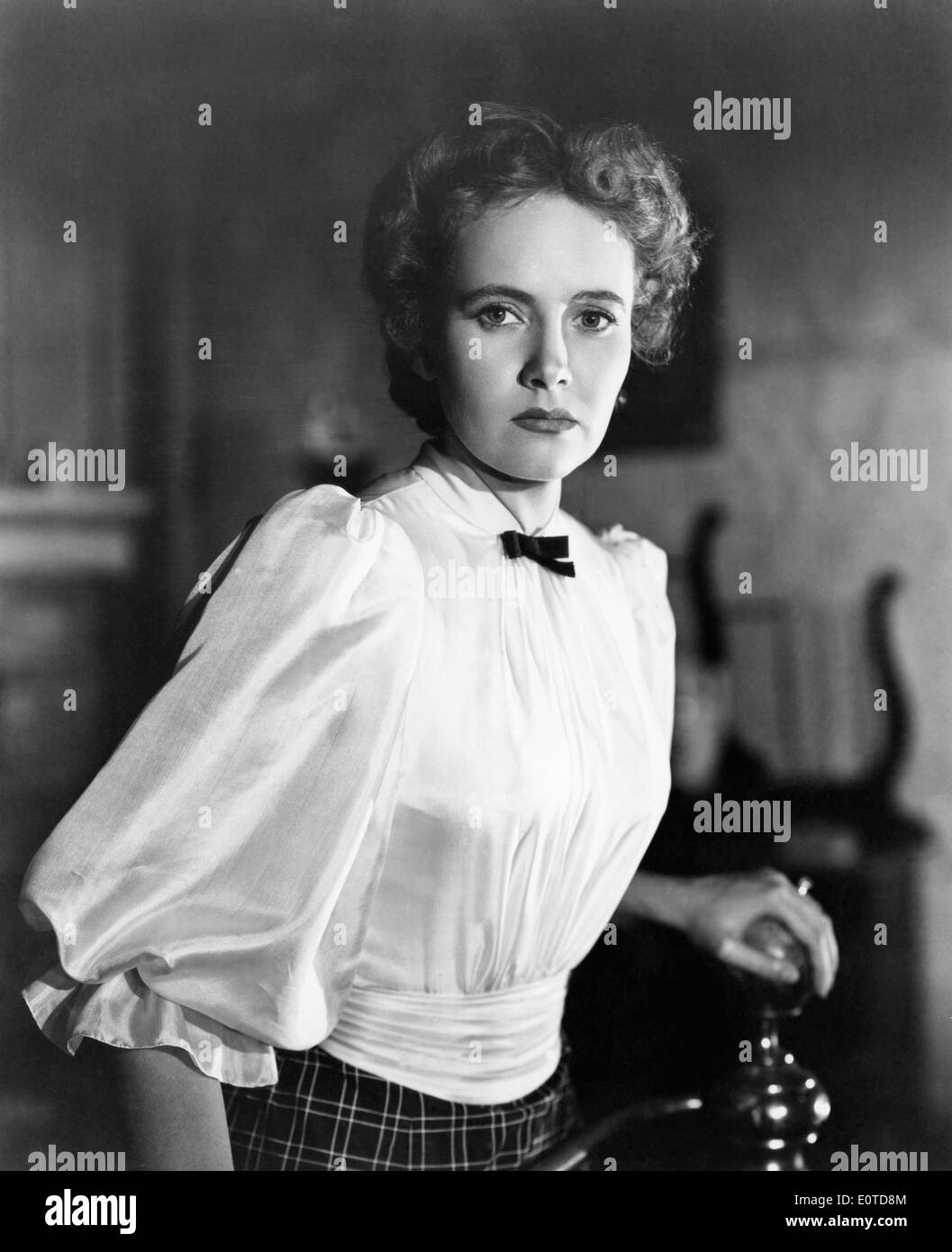 Teresa Wright, sul set del film "perseguito',1947 Foto Stock