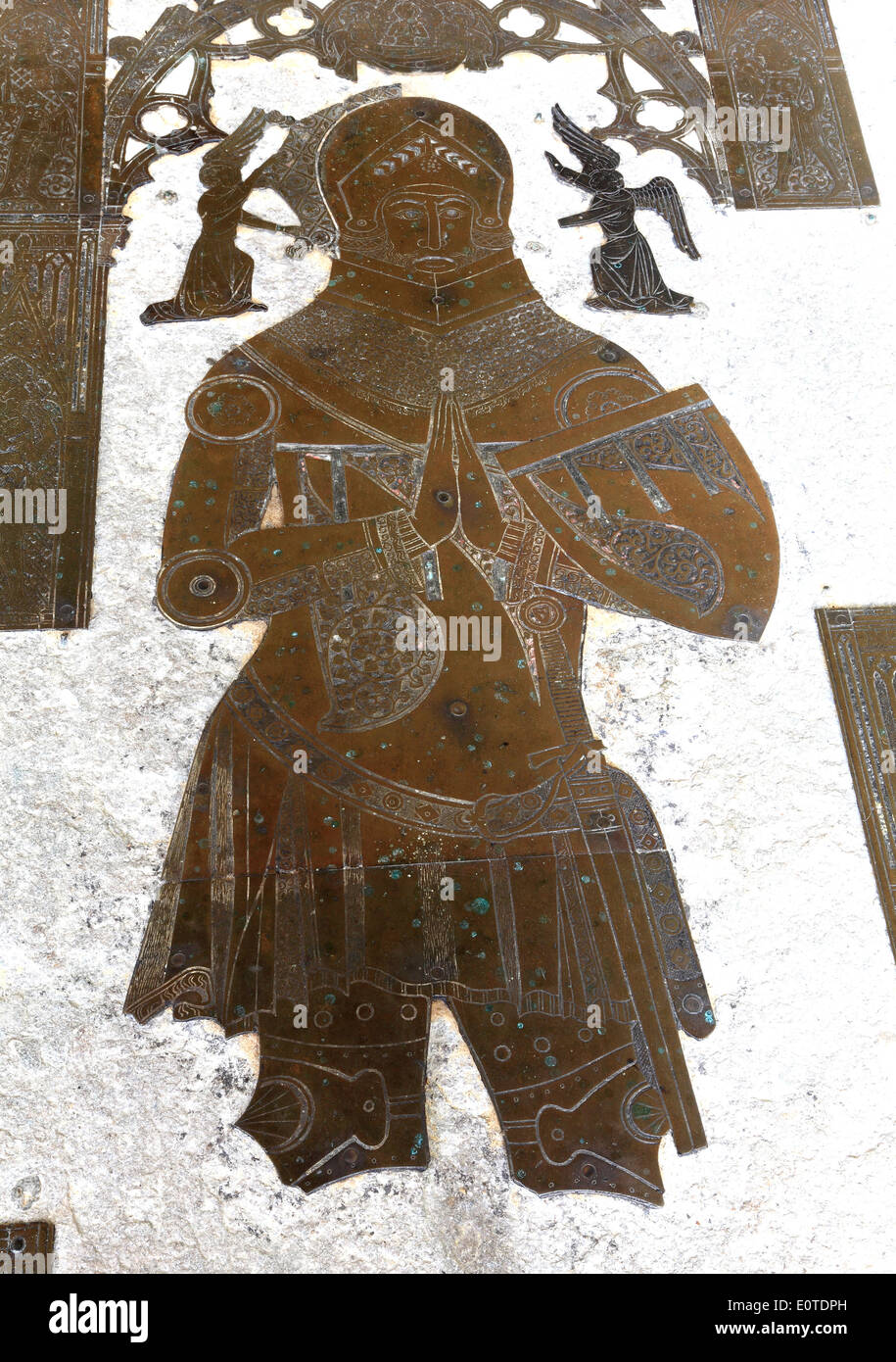Sir Hugh Hastings, 1347, Elsing, Norfolk, Inglese Medievale ottone monumentale effigie ottoni Inghilterra UK cavaliere in armatura completa Foto Stock