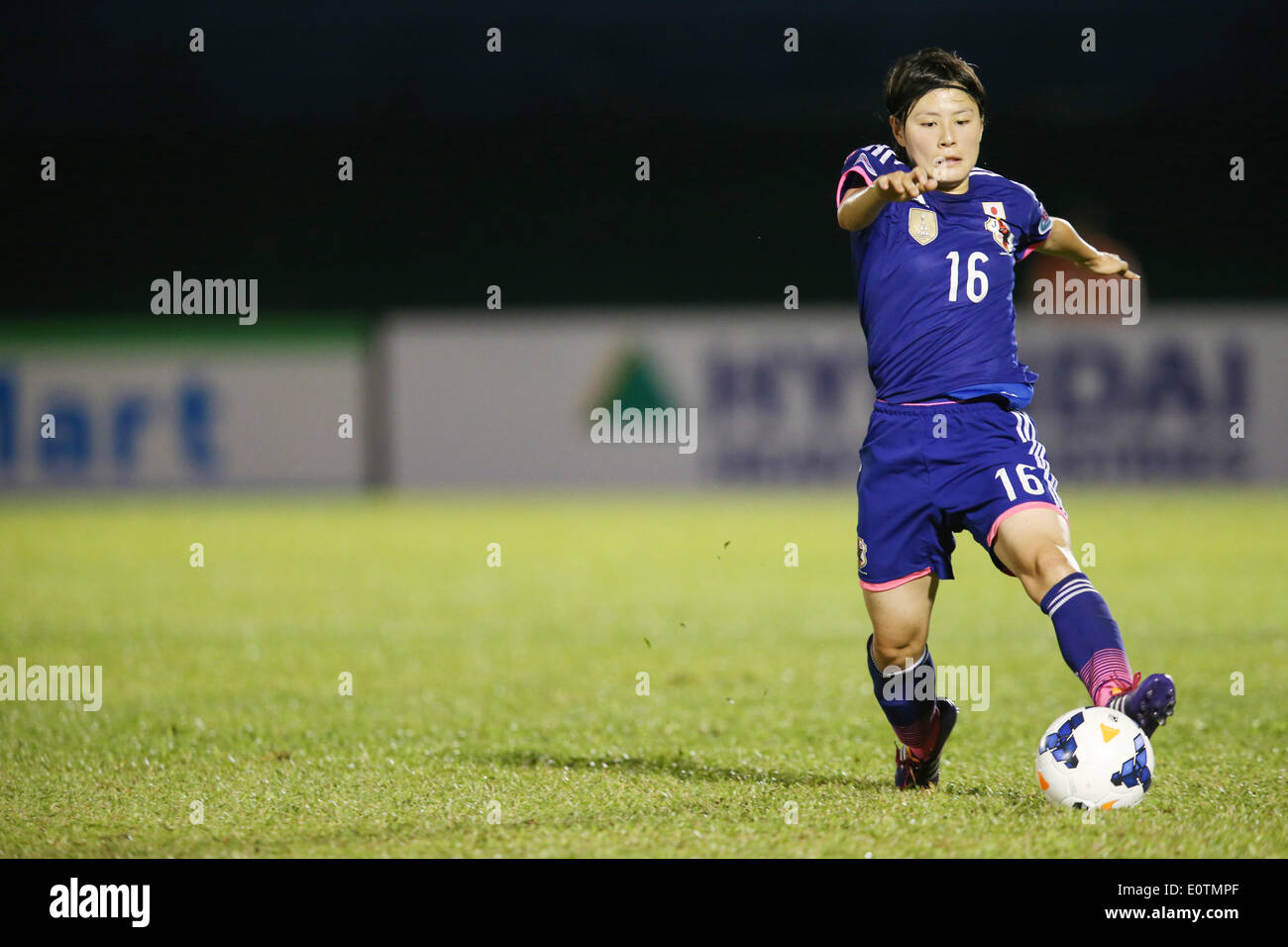 Thu Dau Mot, Vietnam. 18 Maggio, 2014. Hikaru Naomoto (JPN) Calcio/Calcetto : 2014 AFC donna asiatica di Coppa di gruppo una corrispondenza tra il Giappone 7-0 Giordano di andare Dau Stadium di Thu Dau Mot, Vietnam . © Takahisa Hirano/AFLO/Alamy Live News Foto Stock