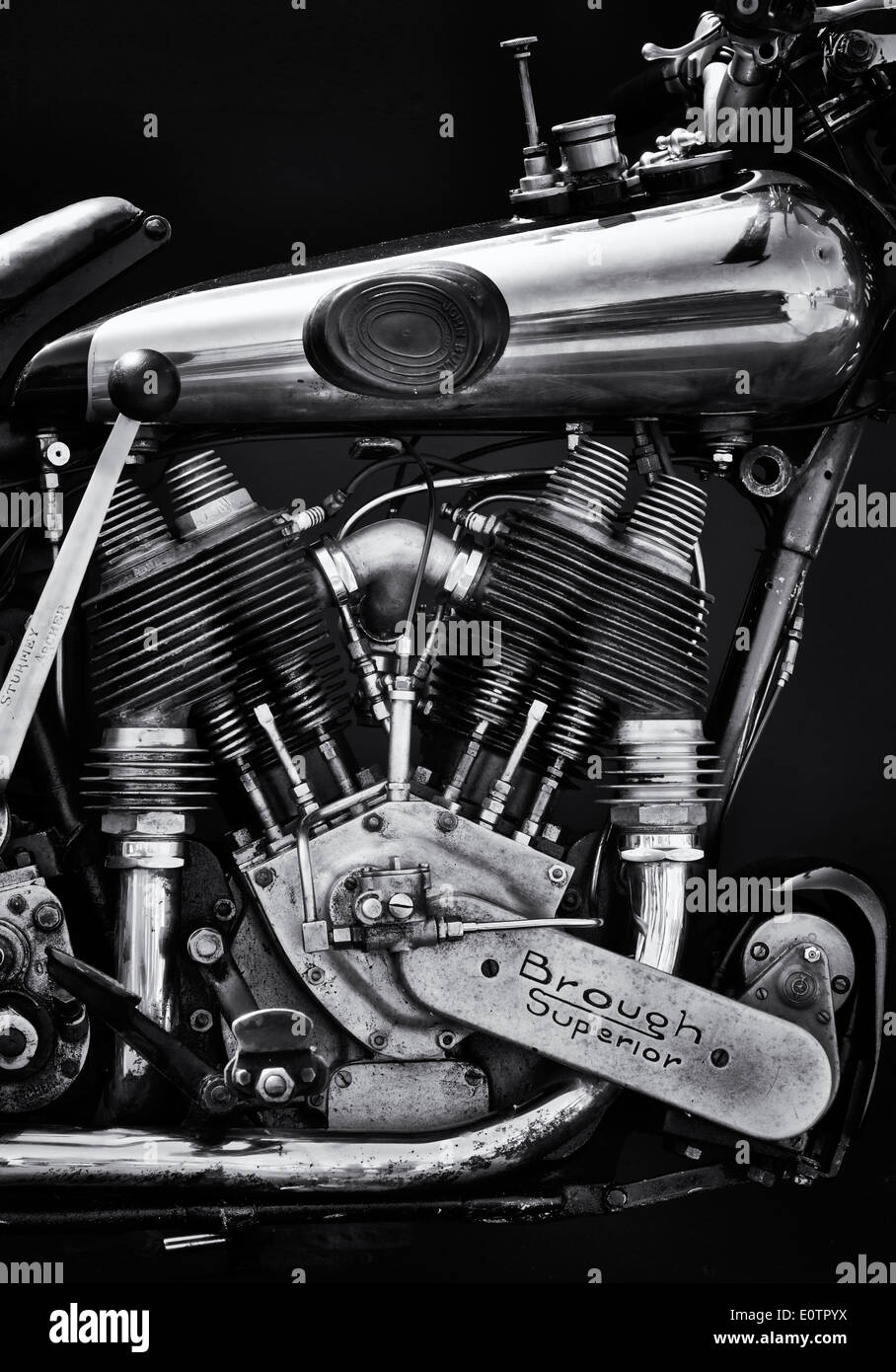 1924 Brough Superior motocicletta. In bianco e nero Foto Stock