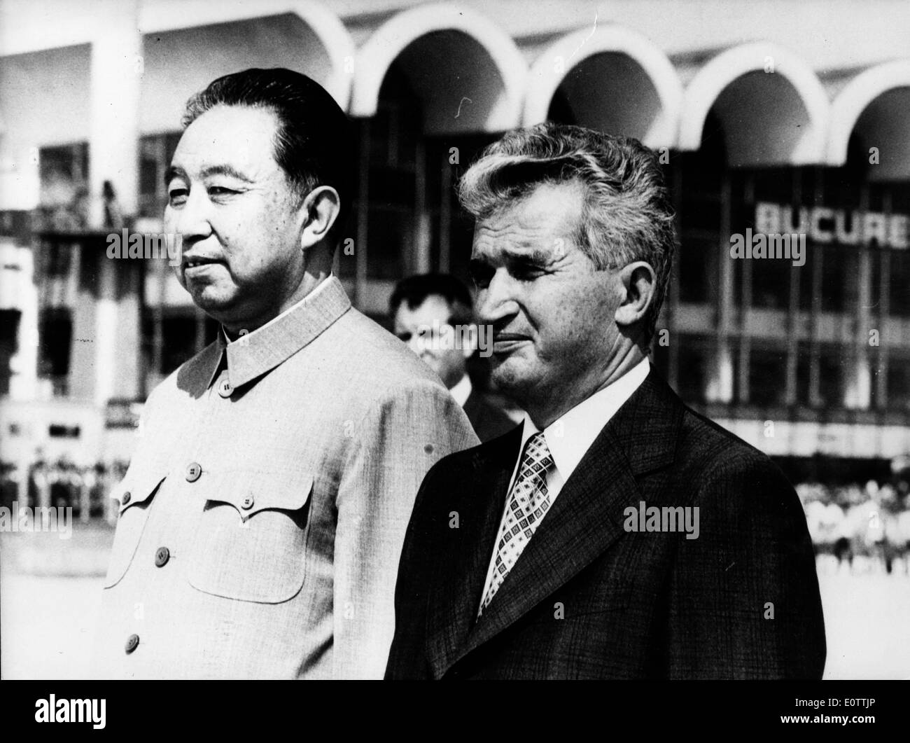 Hua Guofeng con il Presidente Nicolae Ceausescu Foto Stock