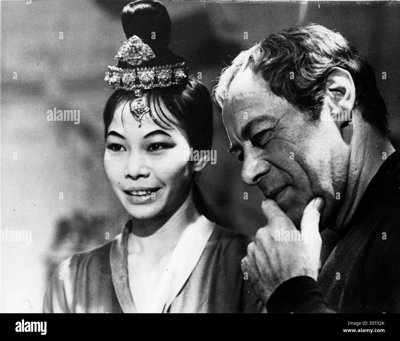 Attore Rex Harrison in una scena di un film Foto Stock
