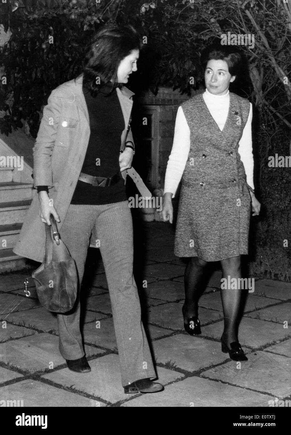 La First Lady Jacqueline Kennedy con Maria Lemos Foto Stock