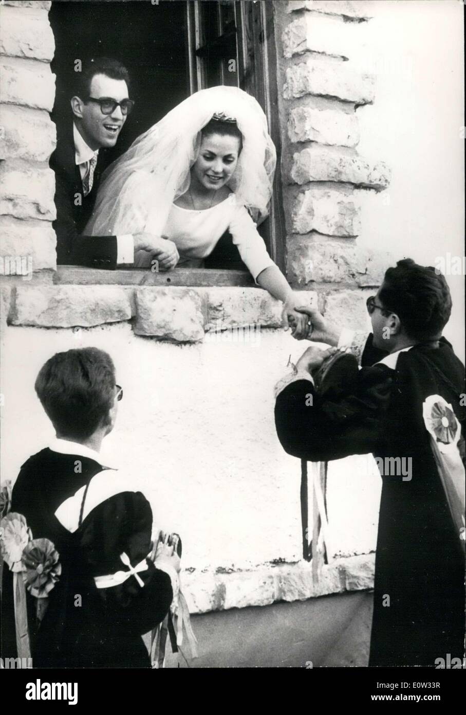 Febbraio 26, 1961 - Sevilla è uno spagnolo star di cinema e Alguero è un compositore musicale. Si erano sposati in Saragosse. Foto Stock