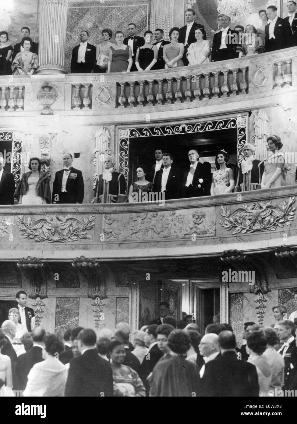 Charles de Gaulle prende il Kennedy per l'opera Foto Stock