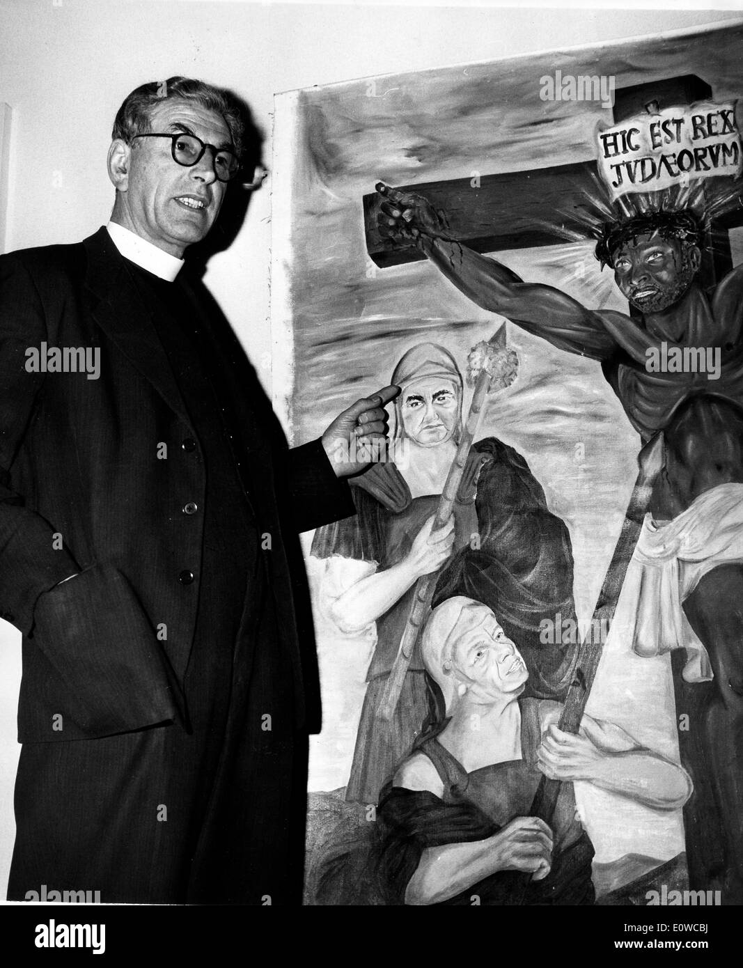 Canon John Collins presenta 'nero a Gesù" Foto Stock