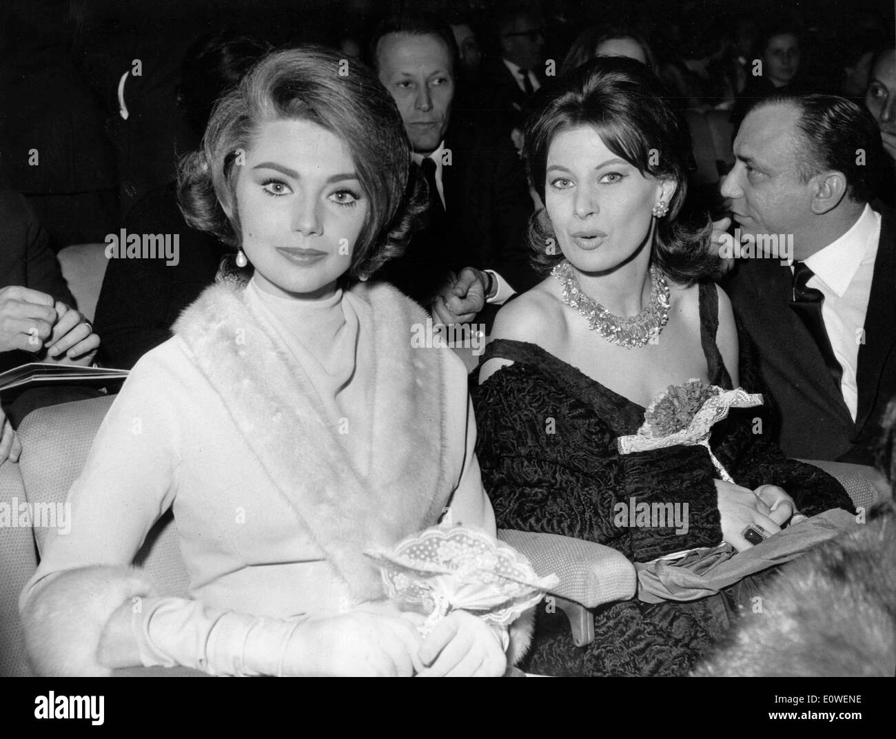 L'attrice Sylva Koscina presso il teatro di un evento Foto Stock