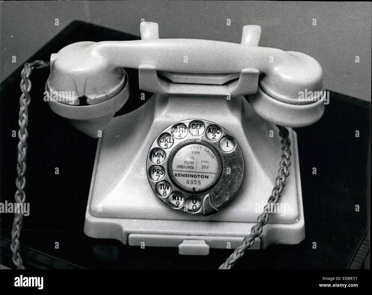 Ottobre 10, 1962 - Londra "PY" numero di telefono: Kensington 8955 divenne  la più trafficata linea telefonica a Londra la scorsa notte. È stato Foto  stock - Alamy
