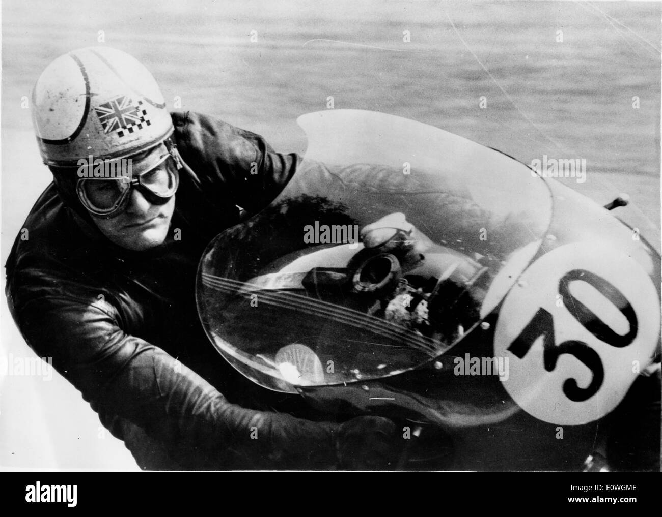 Mike Hailwood a velocità record al campionato di Monza Foto Stock