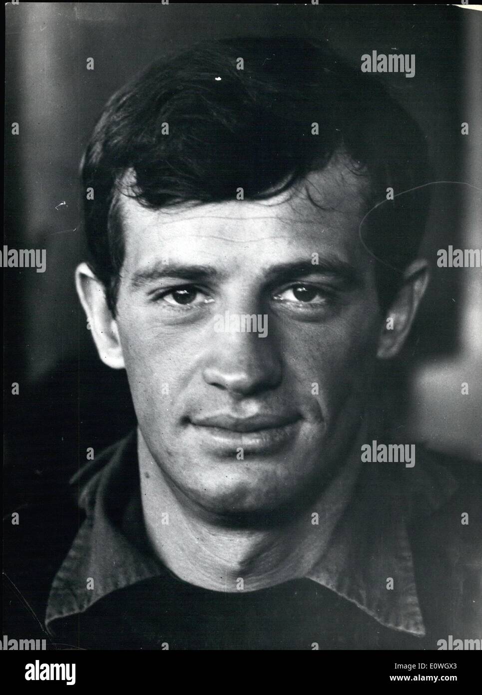 Il 12 Dic. 1962 - Jean Paul Belmondo l'attore francese, famoso per la  caratteristica di personaggi descritti nel suo film è effettivamente in  Foto stock - Alamy