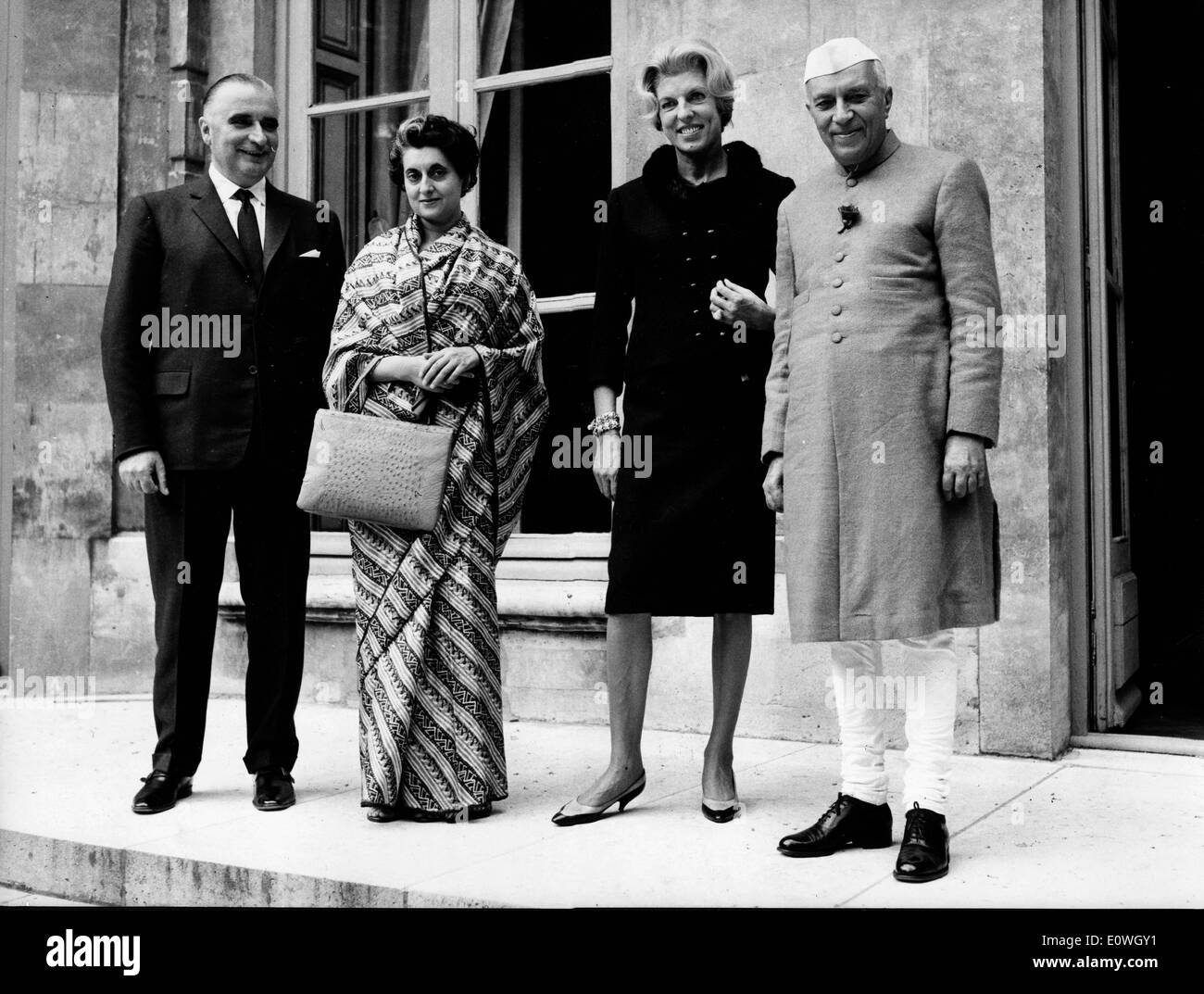 Jawaharlal Indira Gandhi e visitare Georges Pompidou di Parigi Foto Stock