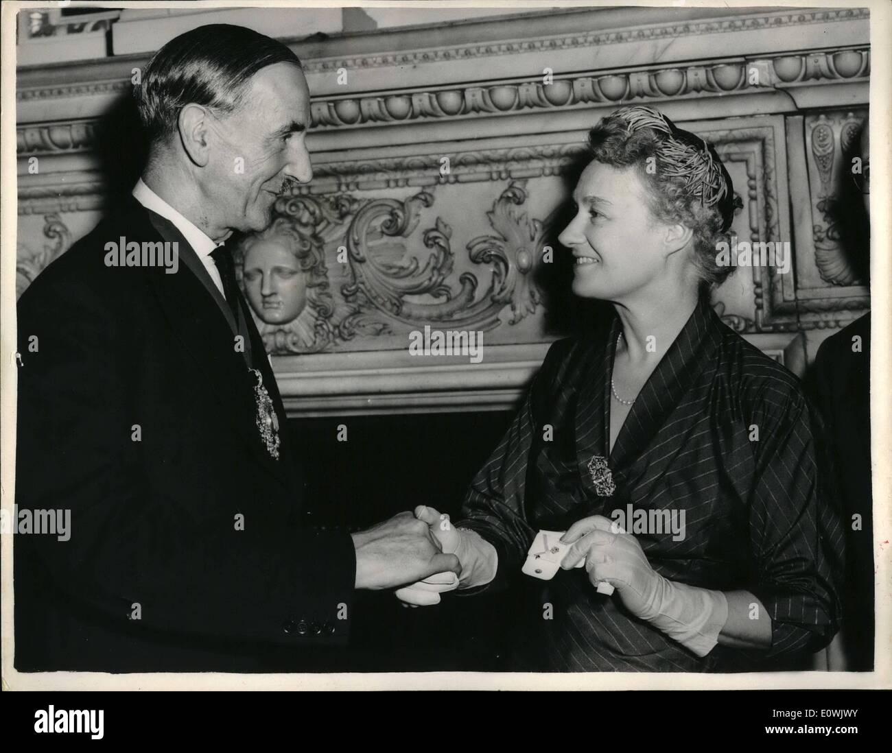 Giugno 06, 1963 - Sindaco di Londra riceve la libertà di città americana. Il sindaco di Londra (Sir Rupert De La Bere), oggi Foto Stock