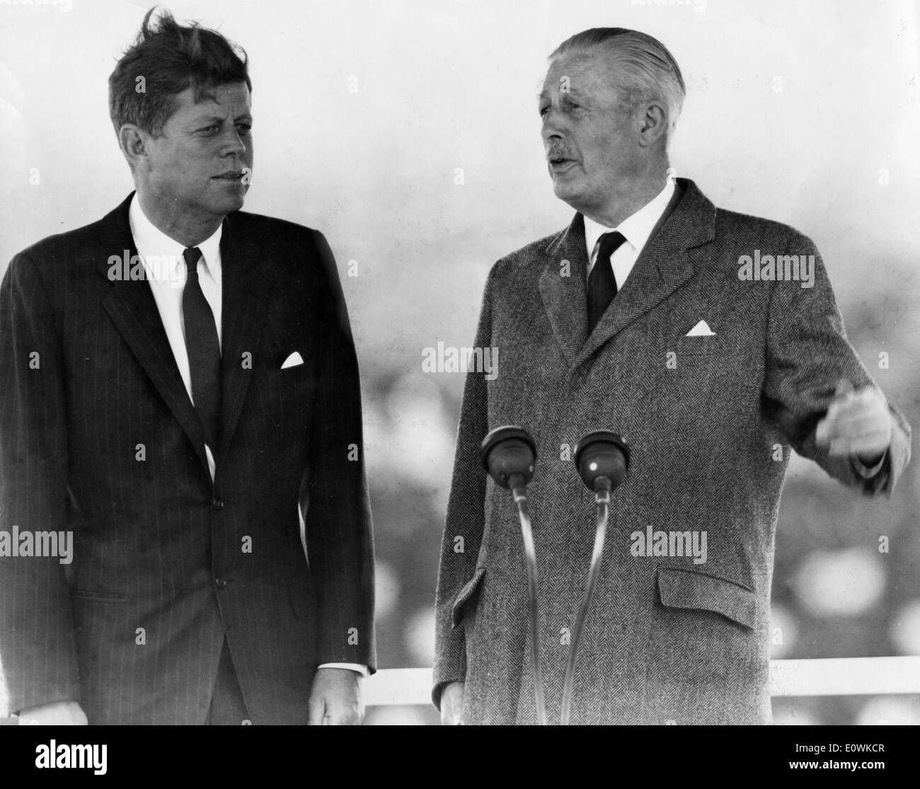 Harold Macmillan accoglie il Presidente John F. Kennedy Foto Stock