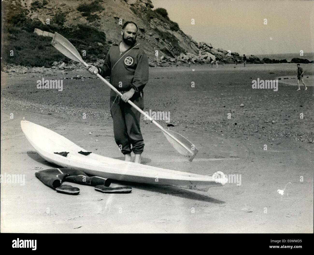 Lug. 22, 1963 - Keith Slocombe con il suo ''Sky Surf' Foto Stock