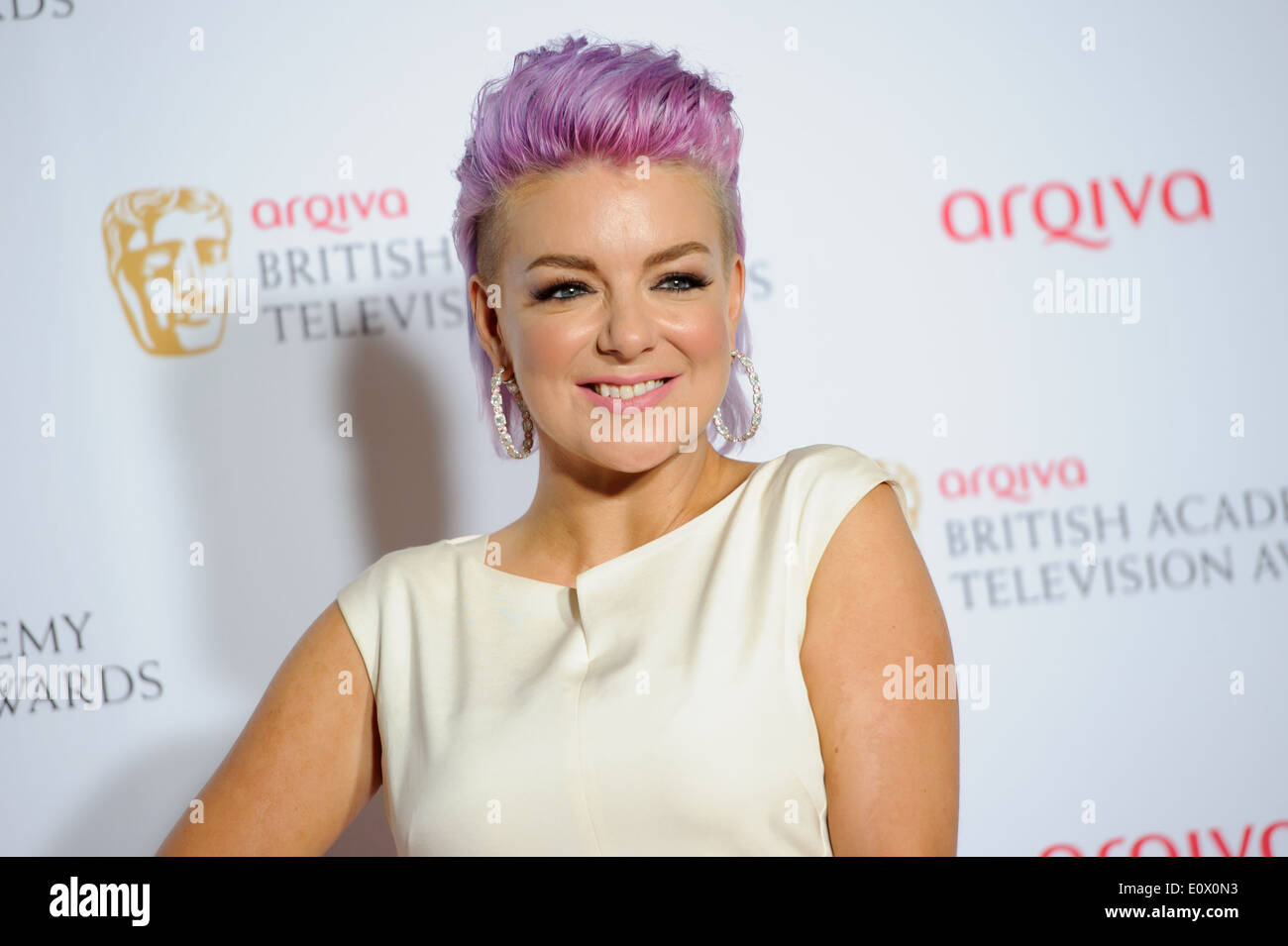 Sheridan Smith pone per i fotografi nella camera dei vincitori presso il British Academy Awards di televisione. Foto Stock