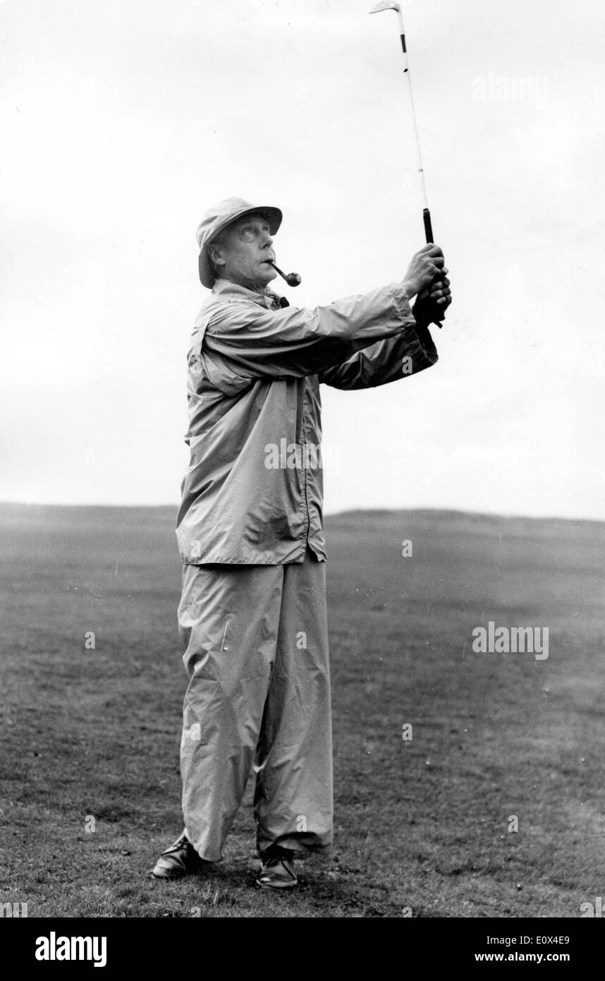 King Edward VIII giocando a golf Foto Stock