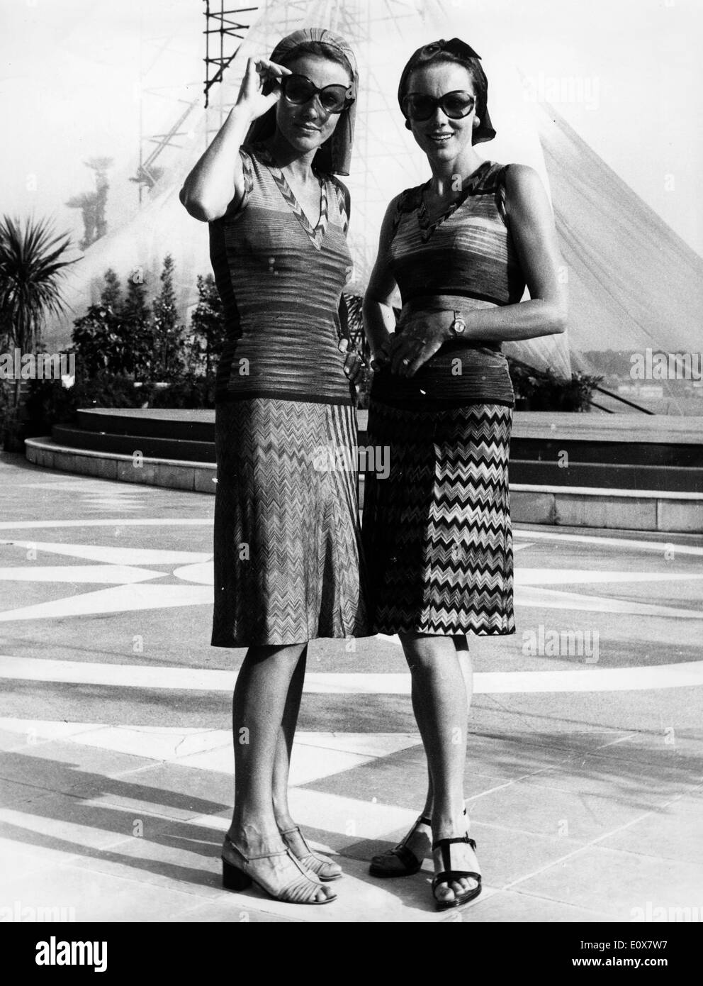 Eseguire il Duo gemelli Kessler godendo le vacanze Foto Stock